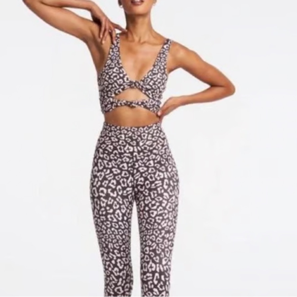 Beach riot sport women’s animal print double knot sports bra high waist leggings
